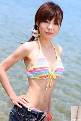 Sakurako: Gravure Idol Vol.057 Tuve sexo en la playa por primera vez (13p)