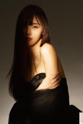 «Sharon_Chen» muestra un hermoso y hermoso paisaje con buen desarrollo (22p)