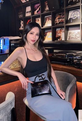 Sin científico «xinting_ariel_» cuanto más miras la belleza del cielo, más te enojarás (22p)