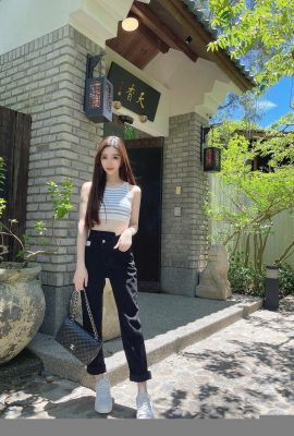 Las curvas del cuerpo «Fengfeng» son muy llamativas de un vistazo (24p)