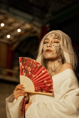 La linda belleza «ami» cayó en la piel tierna a primera vista (19p)