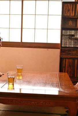 Ikegami Otoha, Adachi Yuri: Una hermosa chica de las hermosas hermanas hermosas que agitan los brazos, y la larga línea es increíble en las calles de los chinos … (21p)