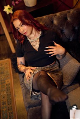 (Suicide Girls) May 14, 2025 – Scolw – Placer y Lujuria (44P)