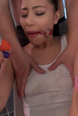 «Restricción 3p 2 agujeros joder» Azumi ee (20p)