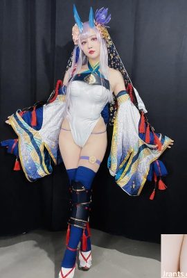 La curva perfecta «Noricosplay» es tan atractiva (10p)