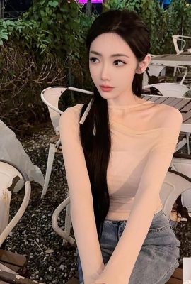 La diosa del temperamento «Liu Mujie» tiene una apariencia fresca y un dulce piernas más largas que la vida (10p)