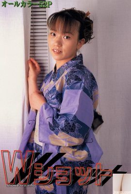 Estrella porno en Ura-Books Double Shot