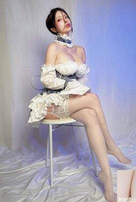 La linda chica de ojos grandes «Chuchu Chiba» tiene una excelente figura que hace que la gente piense en ello (10p)