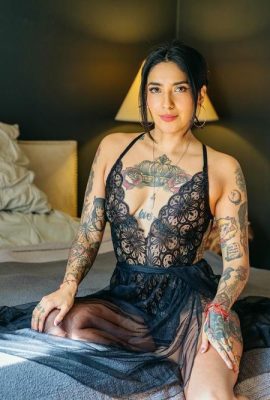 (Suicide Girls) 01 de julio de 2025 – Virika – Superar (54p)
