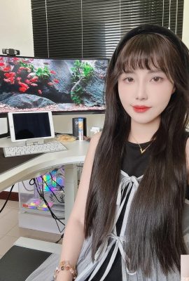 La elegante belleza «Chen Ningcai» sonríe dulcemente a tu corazón (10p)