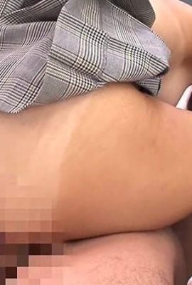 Niñas uniformadas que lloraban eran obligadas a penetrar y eyacular, haciéndolas llorar a todas (20P)