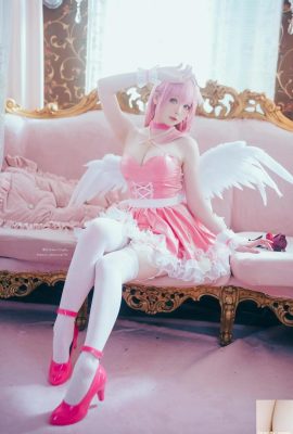 (Colección en línea) Frost Moon Shimo – Dorothy (NIKKE) (26P)