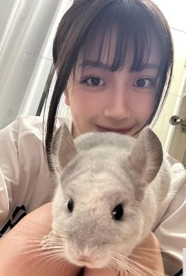 La atractiva y perfecta figura de «Shanshan» de repente parece imbatible (10P)