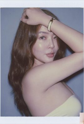 «KiKi» es una hermosa mujer con rasgos faciales exquisitos, figura sensual y cuerpo sensual (10P)