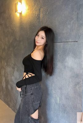 El impresionante encanto de la ardiente figura de «Xu Ling» (10P)