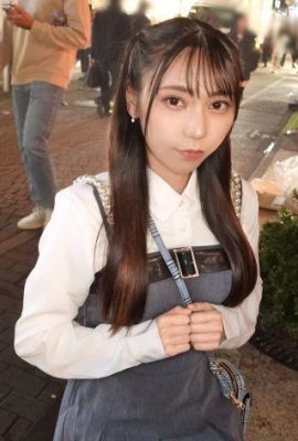 Miri, 20 años, estudiante (actividad idol y trabajo a tiempo parcial en un bar de chicas), muy bondadosa, primera sesión. 200GANA-3020 (13P)